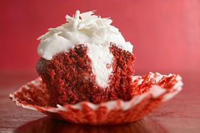 Red Chocolate Cupcakes with White Chocolate Filling
