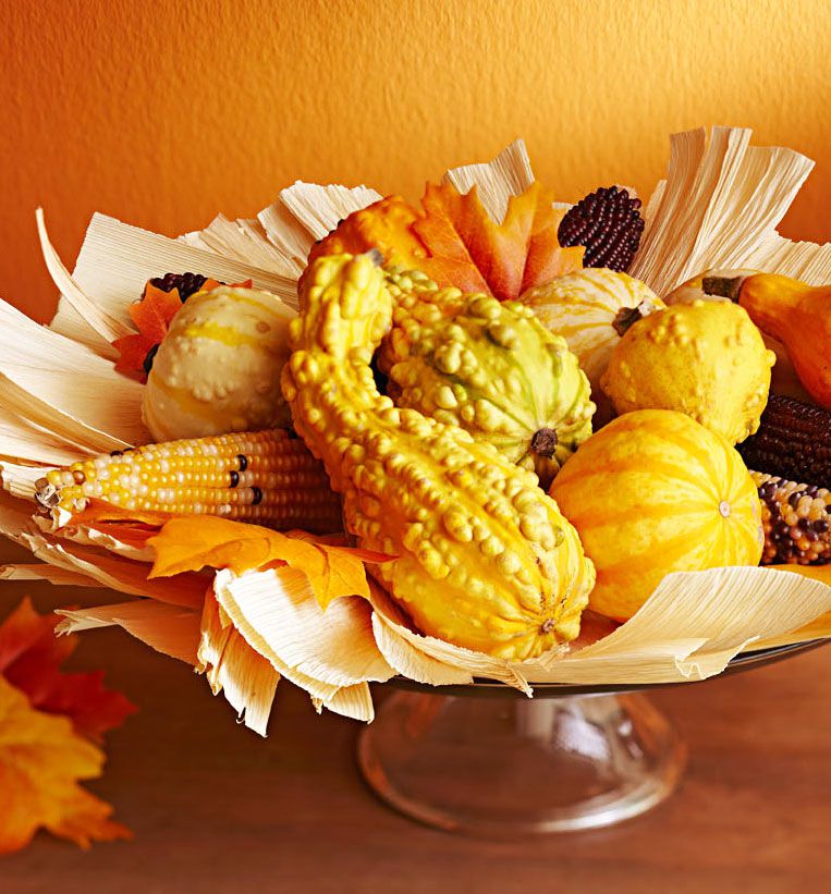 Fall centerpiece with gourds and corn husks