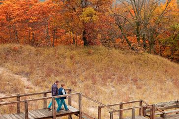 The 3 Dunes Challenge Trail blends boardwalks and sandy paths