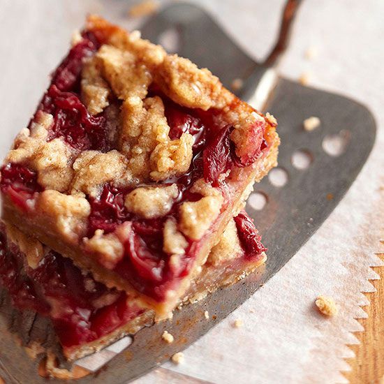 Cherry Crumble Pie Bars