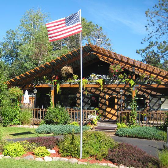 Hayward, Wisconsin: Treeland Resorts