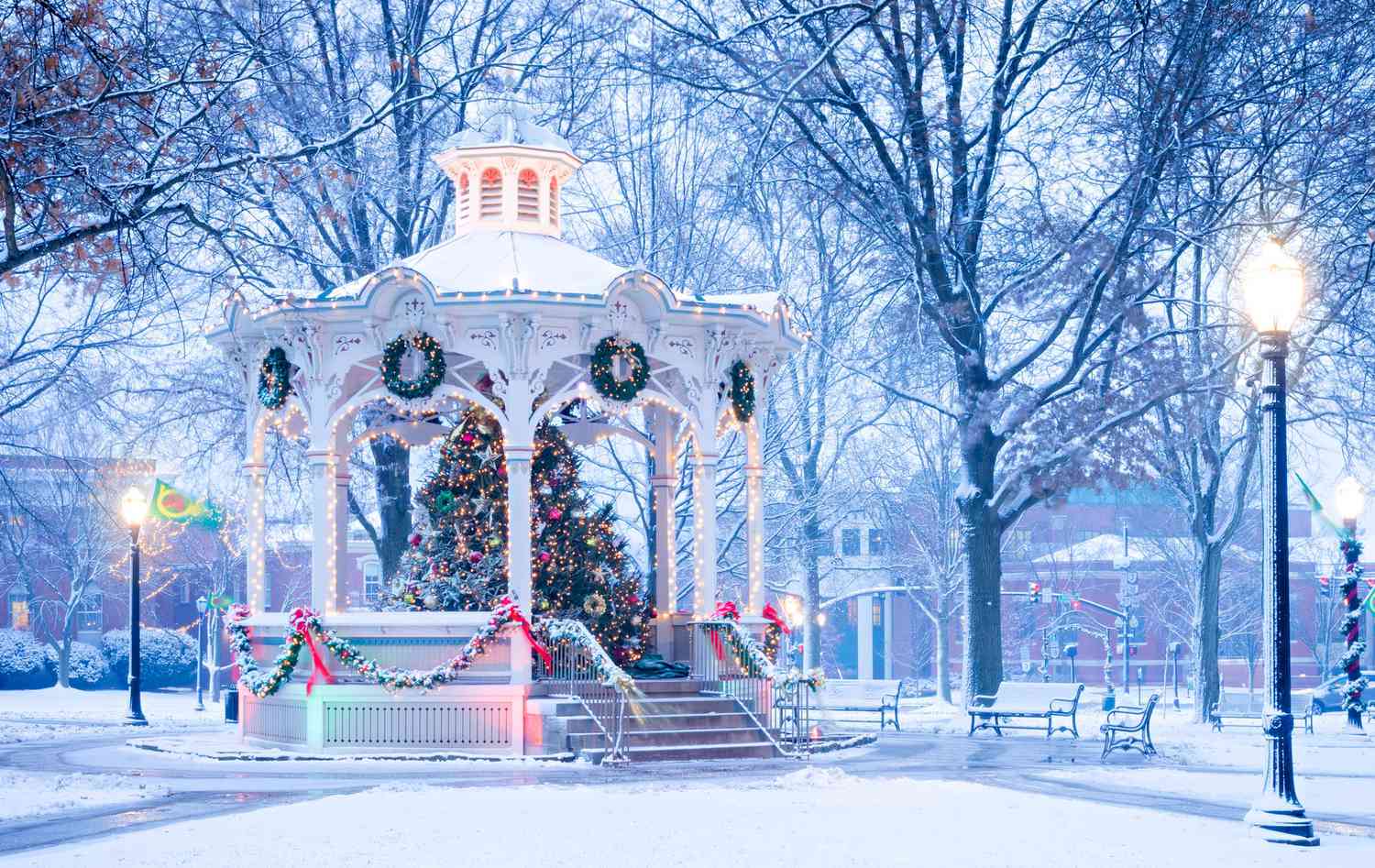 christmas gazebo snowy wonderland