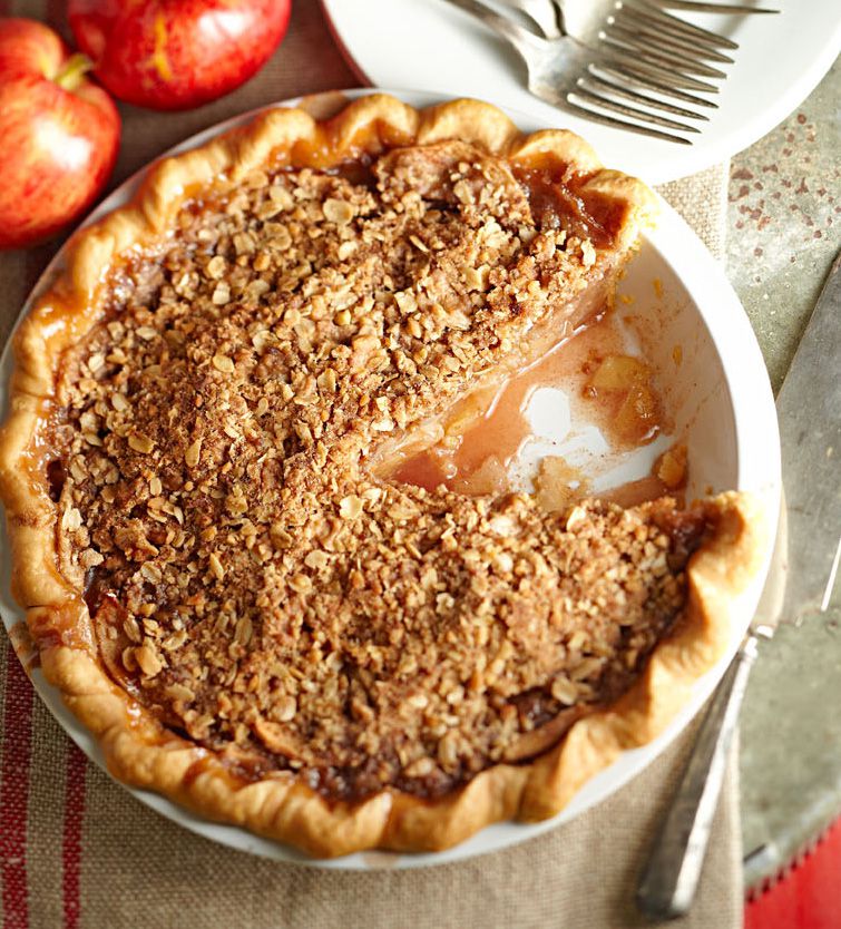 Crumb-Topped Apple Trio Pie