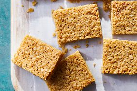 Oat Bars with Ginger and Coconut