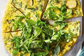 zucchini and feta frittata with parsley and arugula salad